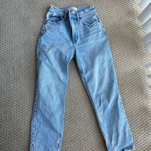 Abercrombie 90’s Straight Ultra High Rise Curve Love Jeans